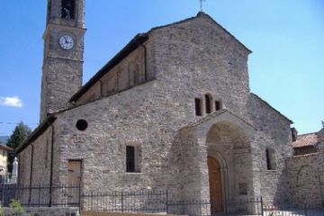 La Pieve gotico-romanica - Vista laterale
